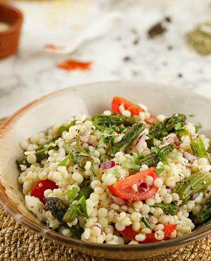Lemon Asparagus Couscous Salad with Tomatoes
