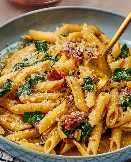 Spinach and Sun-Dried Tomato Pasta