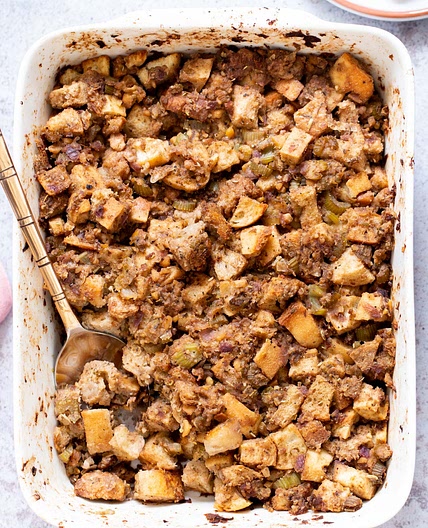 Easy Vegan Stuffing With Sausage Crumbles