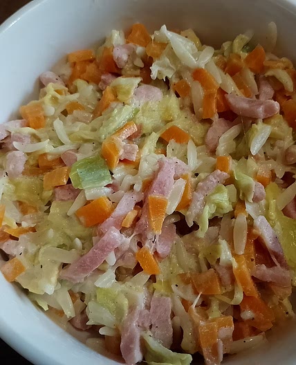 Orzo au carottes, poireaux et jambon