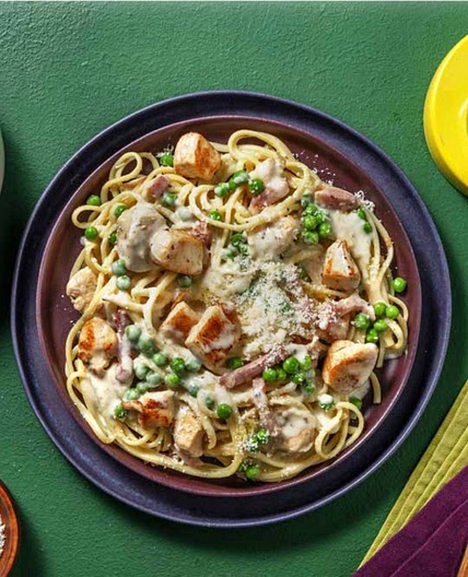 Ultimate Chicken and Bacon Linguine Alfredo