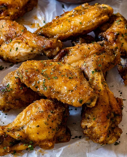 Crispy Garlic Parmesan Chicken Wings Recipe