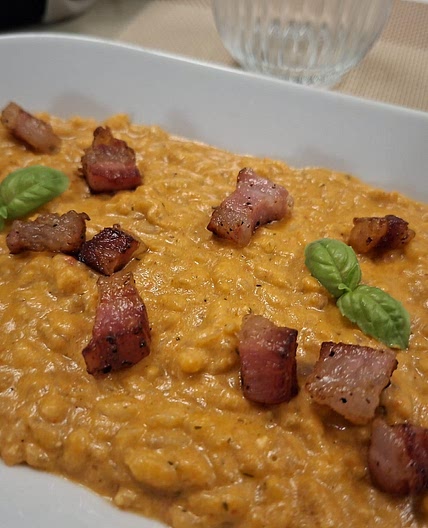 Risotto  - Bell pepper, ricotta,walnuts and basil cream