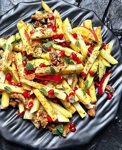 Crunchy Kohlrabi Slaw