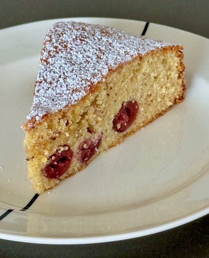 Hazelnut-cherry cake