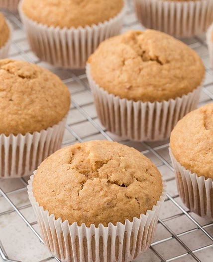 Applesauce Muffins