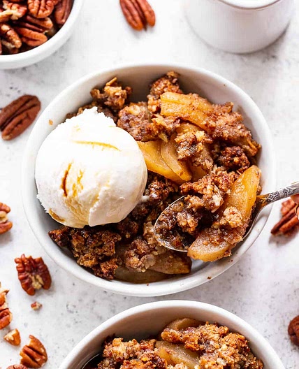 Paleo Maple Pecan Apple Crisp