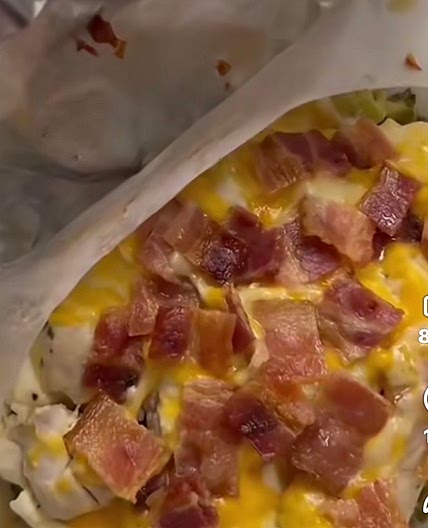 Chicken bacon broccoli ranch foil bake 