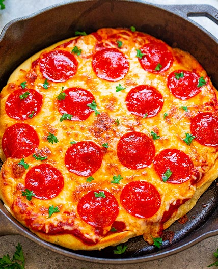 10-Minute Skillet Pizza