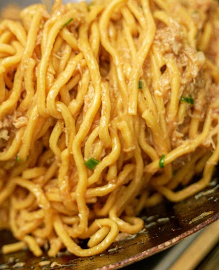 Garlic Noodles with Crab (20 Minutes!)