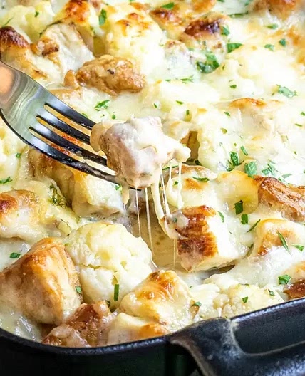 Keto Chicken Alfredo Casserole