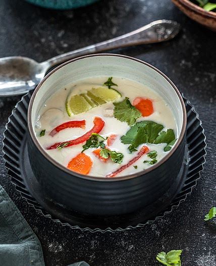 Vegan Tom Kha Gai (Thai Coconut Soup)