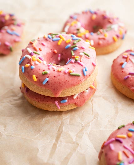 Baked Strawberry Mochi Donuts