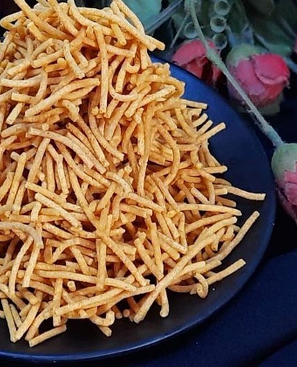 बेसन की सेव नमकीन