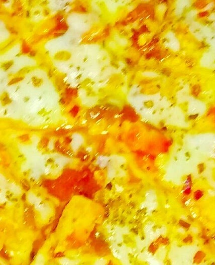 पनीर काॅर्न पिज़्ज़ा (paneer corn pizza recipe in Hindi)