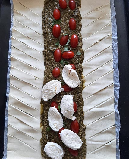 Blätterteig Pesto Zopf