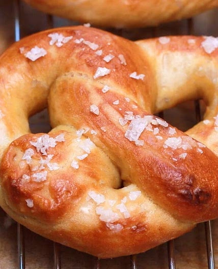 Homemade Soft Pretzels (No Knead, No Machine Recipe)