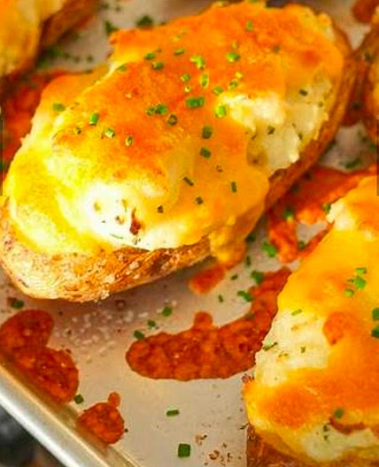 Cheddar Twice-Baked Potatoes for 2 (Microwave)