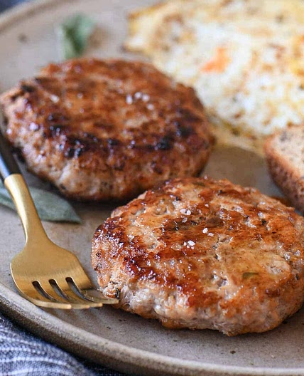 Maple Sage Sausage (Homemade Breakfast Patties)