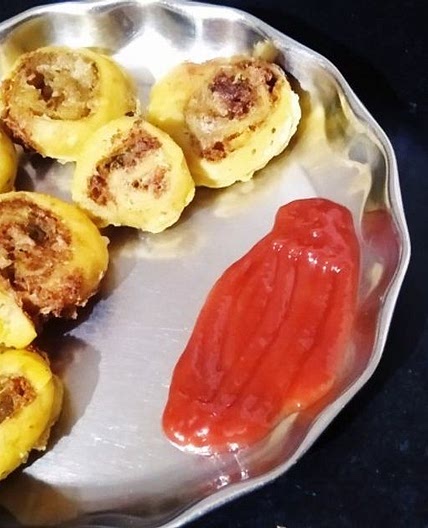 नमकीन भाखरवाड़ी (namkeen bhakarwadi recipe in Hindi)