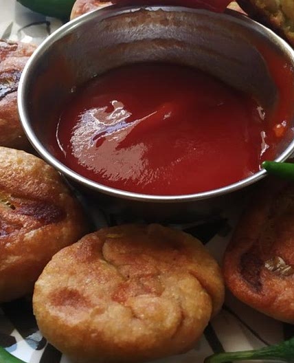 स्टफ पोटैटो रोल फ्राई (stuff Potato roll fry recipe in Hindi)