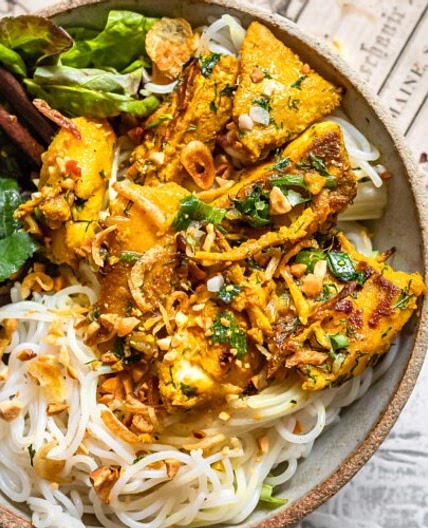 Vietnamese Turmeric Fish (Cha Ca La Vong)