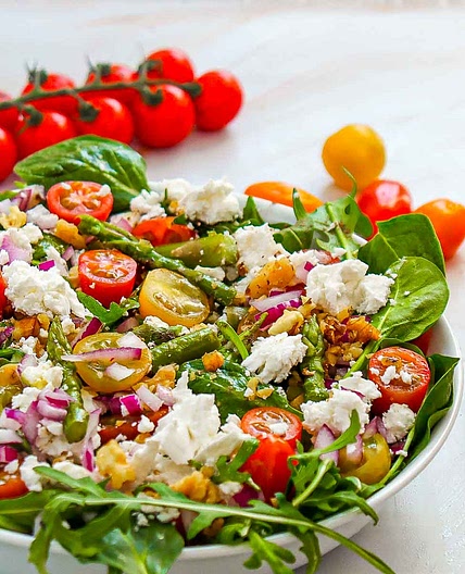 Goat Cheese and Asparagus Salad