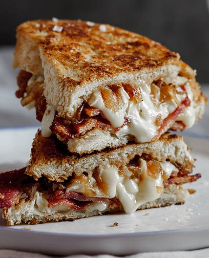 Crispy bacon & brie grilled cheese sandwich with caramelised onions