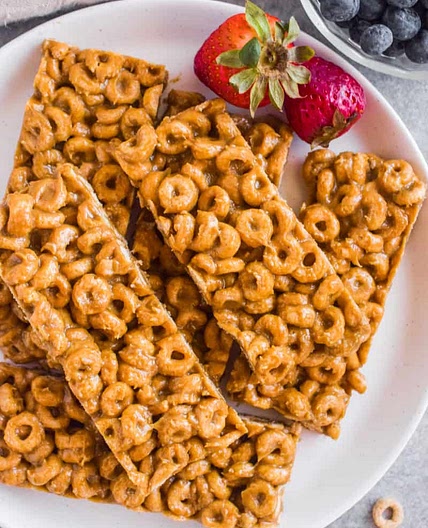 3-Ingredient, No-Bake Cereal Bars