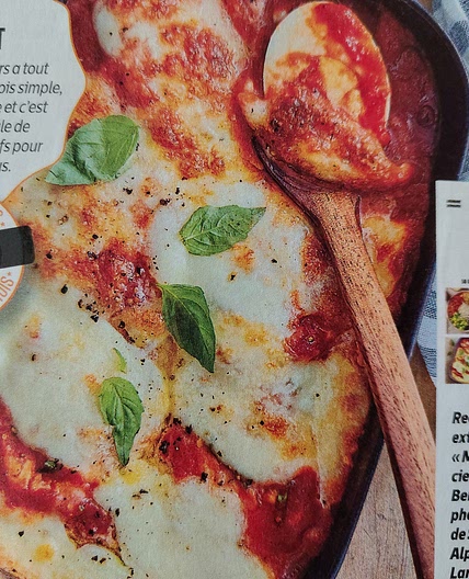 Gratin d'oeufs durs à la mozzarella et coulis de tomates