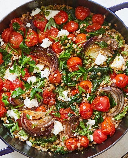 Farro With Blistered Tomatoes, Pesto and Spinach