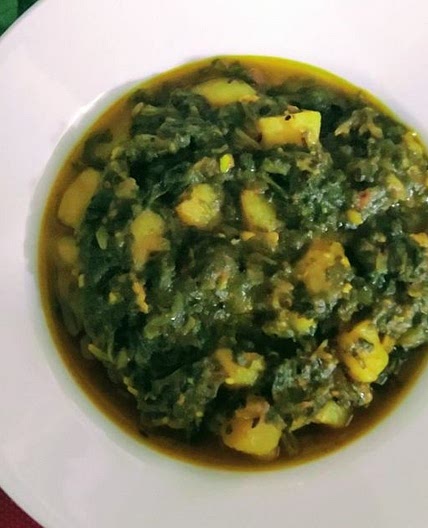 Aloo palak in pressure cooker