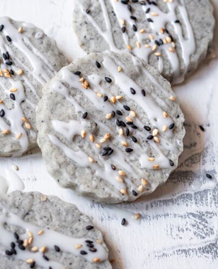 Black Sesame Shortbread Cookies