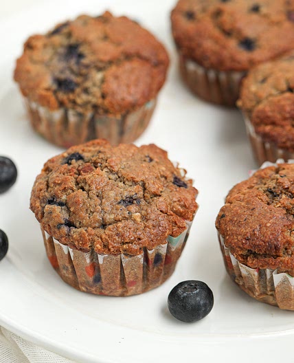 Fluffy Oat Bran Blueberry Muffins