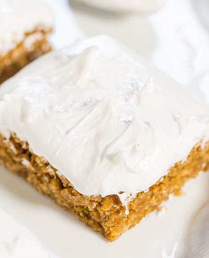 Iced Oatmeal Cookie Bars (Little Debbie Copycat!)