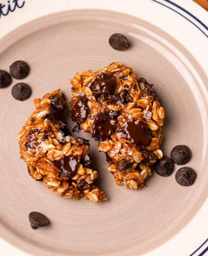 5 INGREDIENT SWEET POTATO OATMEAL COOKIES