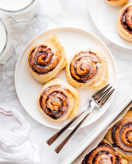 Vegan Cinnamon Rolls