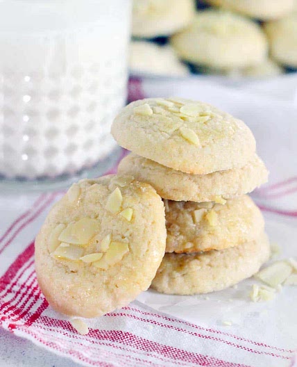 Norwegian Butter Cookies (Serinakaker)