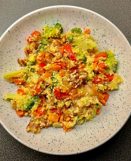 🥘 Creamy Couscous with Bacon and Vegetables