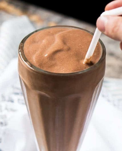 (Instant!) Paleo & Keto Chocolate Milkshake