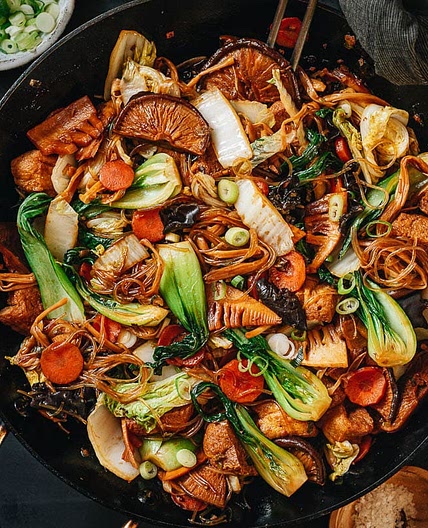 Buddha’s Delight (Jai, Chinese Vegetarian Stew)