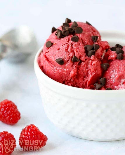Raspberry Frozen Yogurt