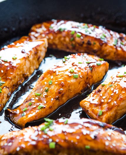Easy One Pan Maple Glazed Salmon
