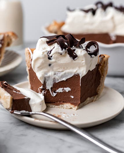 Vegan Chocolate Cream Pie (No tofu or nuts!)