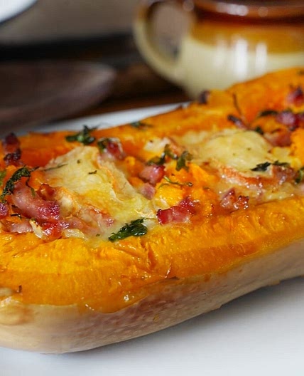 Butternut farcie au fromage et aux lardons