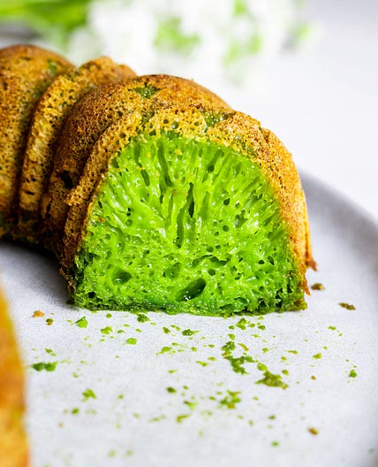 Easy Banh Bo Nuong (Vietnamese Honeycomb Cake)