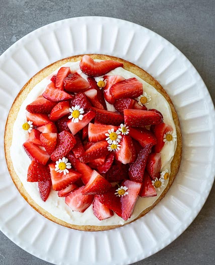 Strawberry Chamomile Cake Recipe