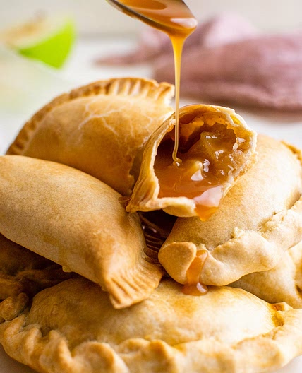 Cinnamon Apple Empanadas