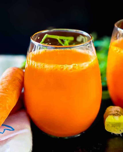 Carrot Ginger Juice (Blender and Juicing Instructions)
