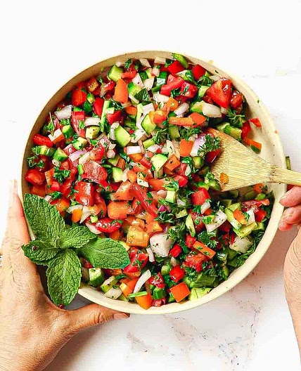 Turkish Shepherd Salad (Çoban Salatası) - 10 Minute Recipe